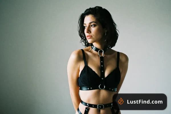 MixFemdomCC - BDSM & Fetish preview